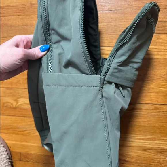 Iris and Rainbow Backpack - Olive Green - Picture 4 of 4